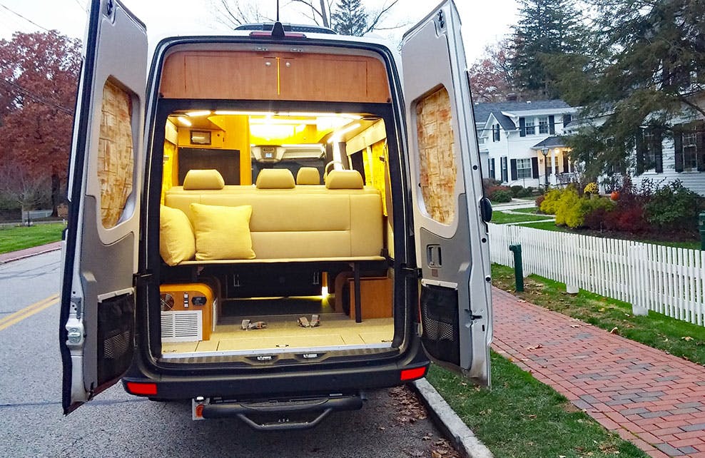 Exterior-rear-doors-open Van
