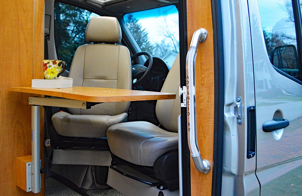 Swiveled-front-seats-and-table Van