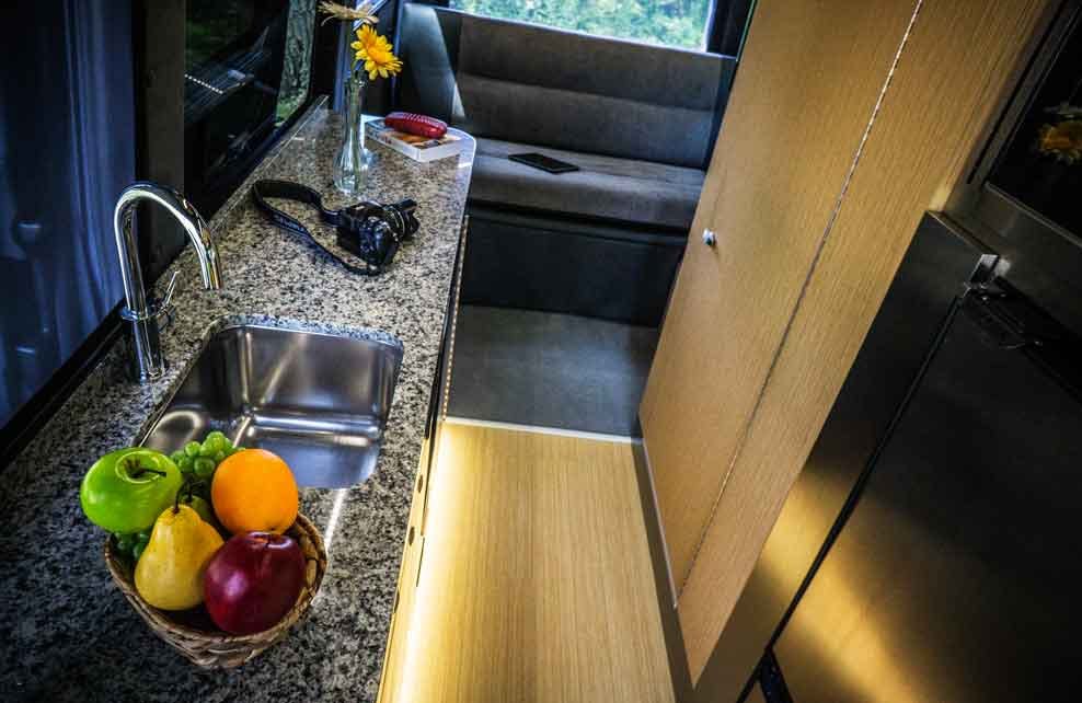 Kitchen-Counter Van