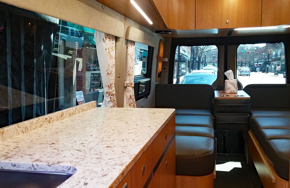 Countertop-and-double-beds Van
