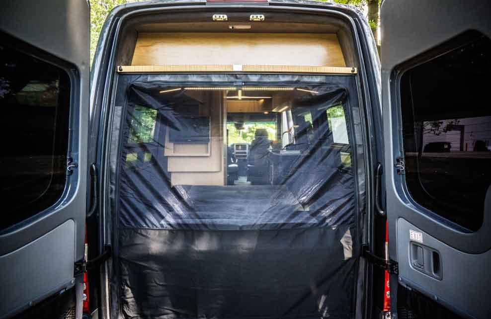 Rear-Screen-1 Van